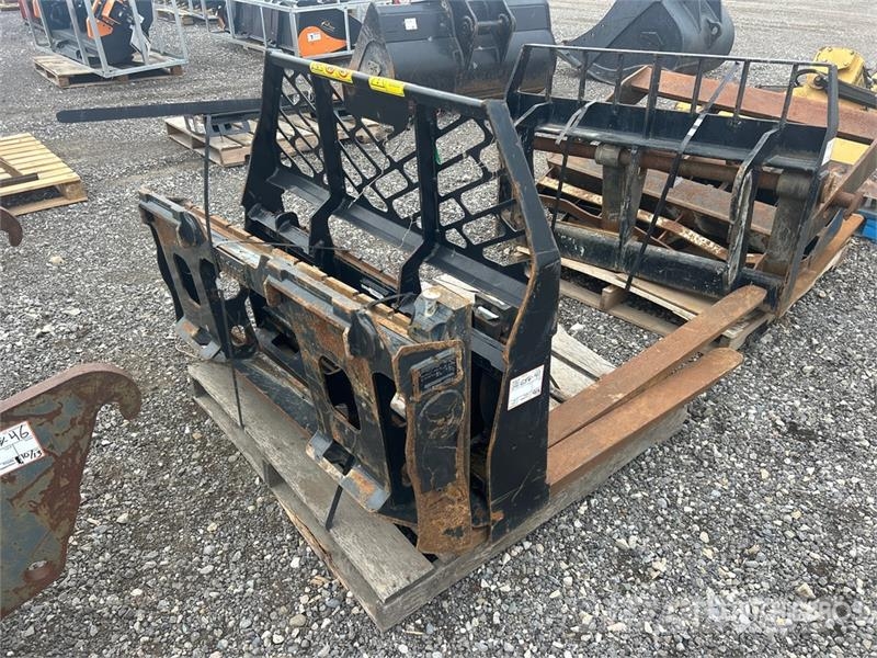 Quantity of (2) 47 in Wheel Loader Forks Građevinarske viljuške