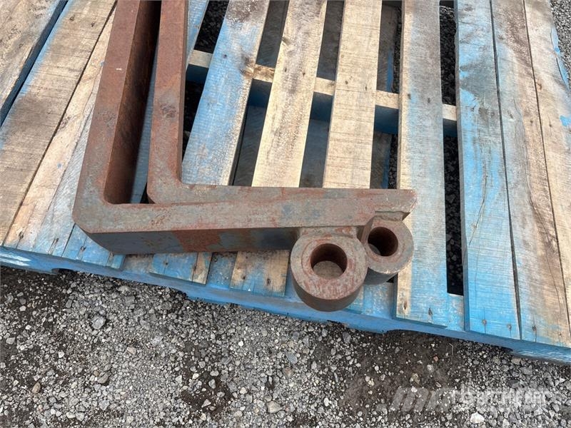 Quantity of (2) 48 in Fork Tines Drugi deli