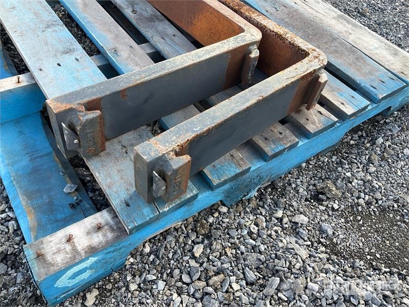 Quantity of (2) 48 in Lift Truck Forks Viljuške