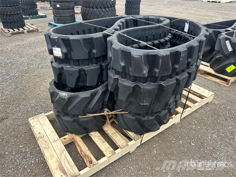  Quantity of (2) 500 mm 92 mm x 78 mm Rubber Tracks مكونات أخرى