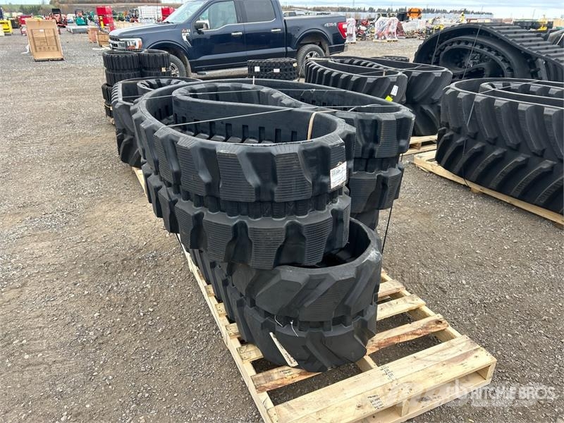  Quantity of (2) 500 mm 92 mm x 78 mm Rubber Tracks مكونات أخرى