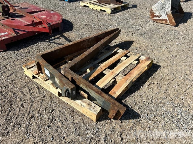 Quantity of (2) 58 in Fork Tines Drugi deli
