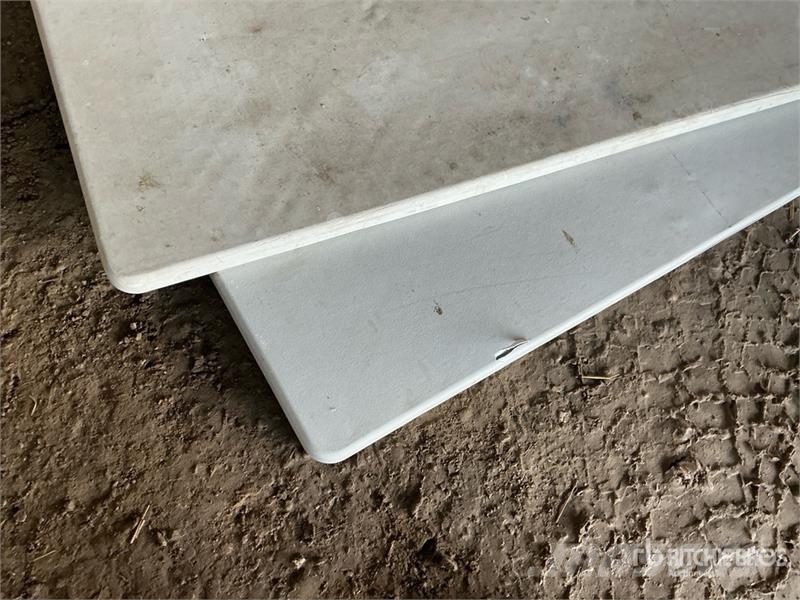 Quantity of (2) 6' Table Drugi deli