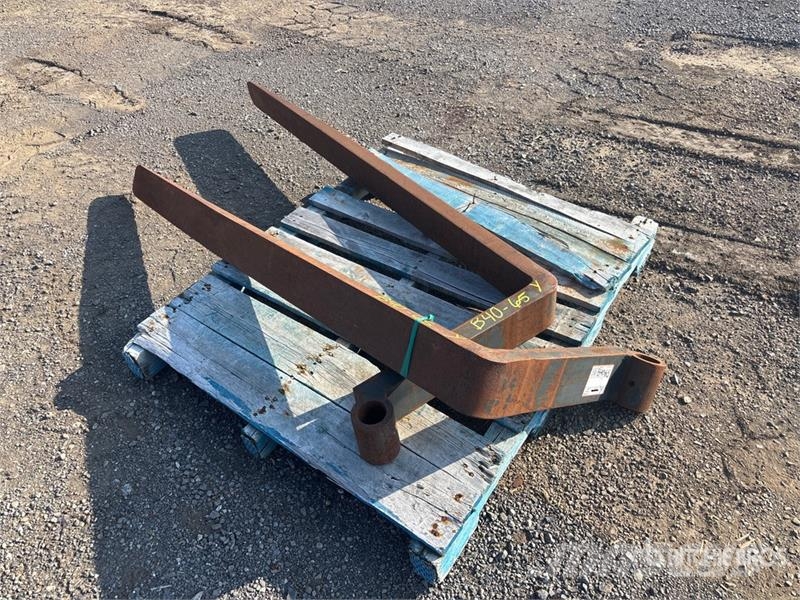  Quantity of (2) 70 in Fork Tines Drugi deli