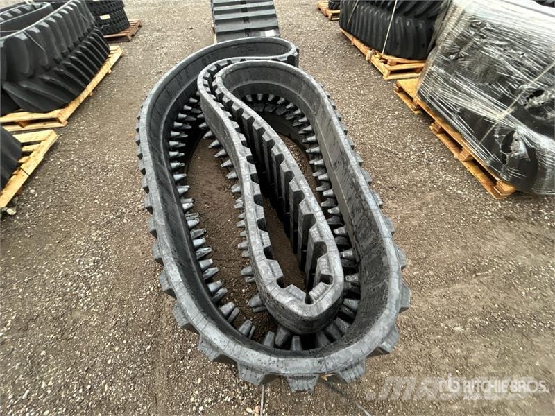 Quantity of (2) 750 mm x 150 mm x 88 mm 29" Rubber Drugi deli