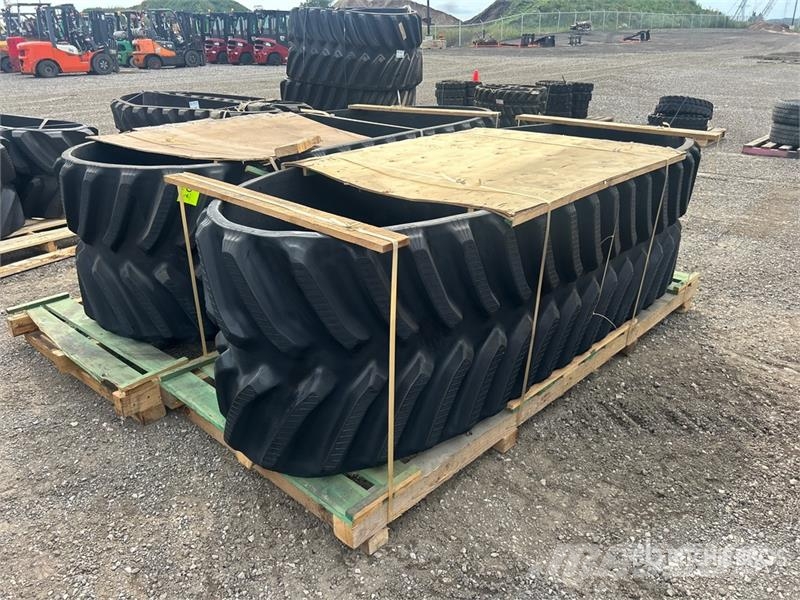 Quantity of (2) 762X152.4X39 (29 inches) Rubber Tr Drugi deli