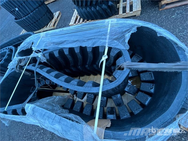  Quantity of (2) 915 mm x 152.4 mm x 57 mm 36" Rubb مكونات أخرى