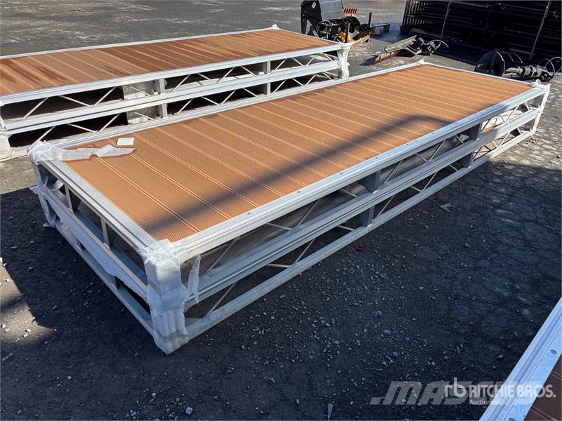  Quantity of (2)  BYT BDF412 4 ft x 12 ft Aluminum  Muut maatalouskoneet