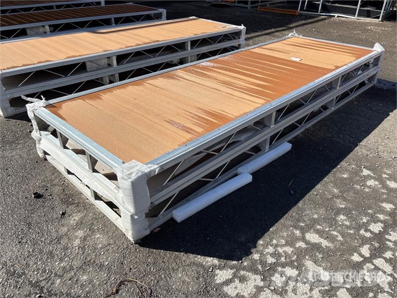  Quantity of (2)  BYT BDF412 4 ft x 12 ft Aluminum  Muut maatalouskoneet