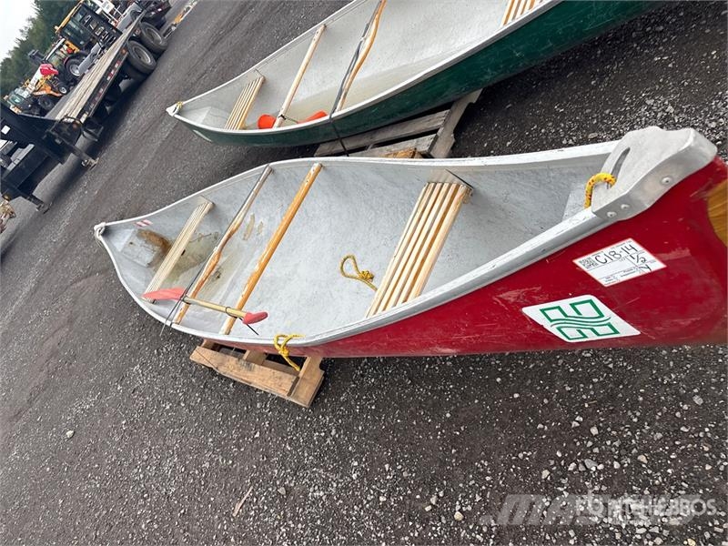  Quantity of (2) Canoes Drugi deli