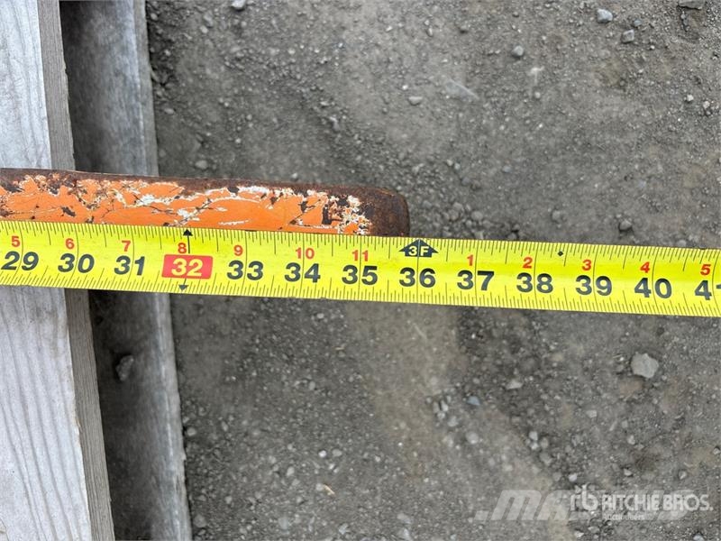 Quantity of (2) Crane Pallet Forks Fourche