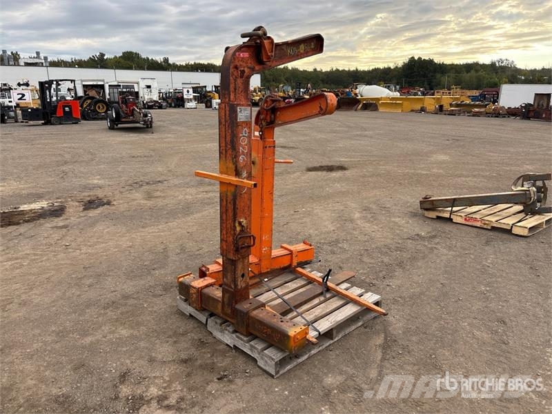 Quantity of (2) Crane Pallet Forks Fourche