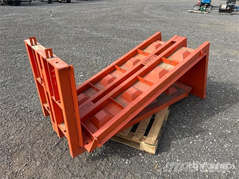  Quantity of (2) CRN6 18,000 LB Sea Container Ramp Ďalšie komponenty