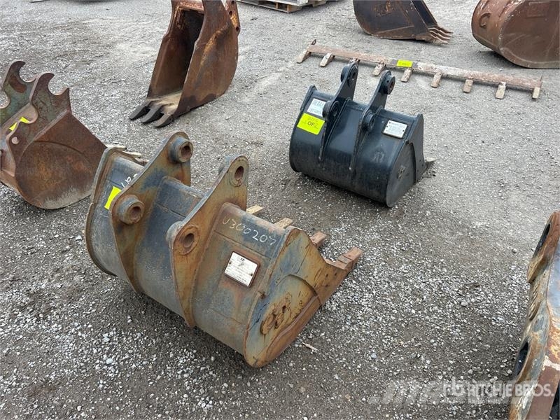Quantity of (2) Digging (25 in, 30 in) Excavator B Łyżki do ładowarek