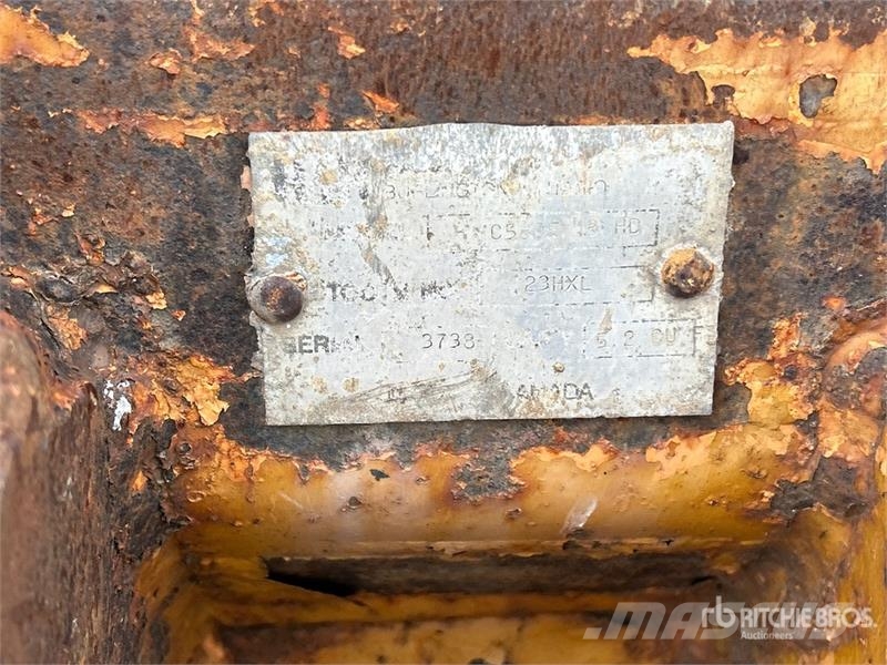  Quantity of (2) Excavator Bucket Schaufeln