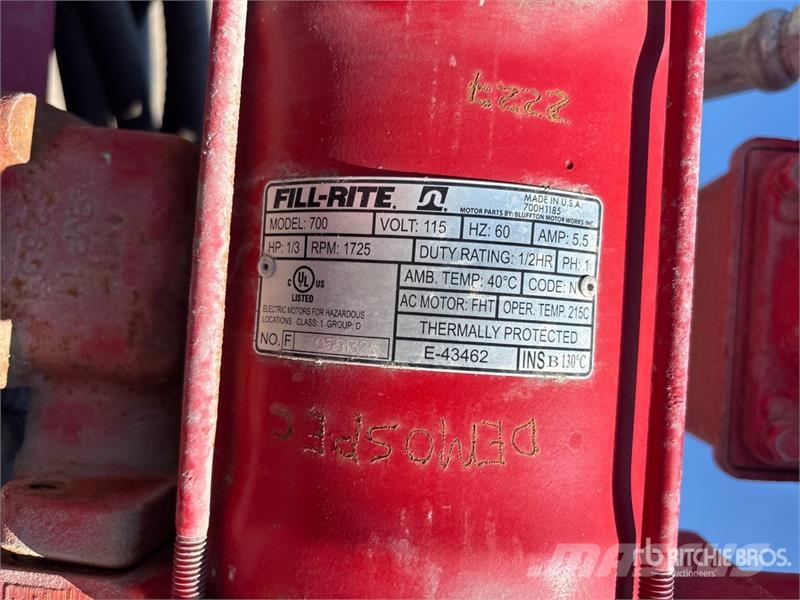  Quantity of (2) Fuel Tank 연료 및 첨가제 탱크