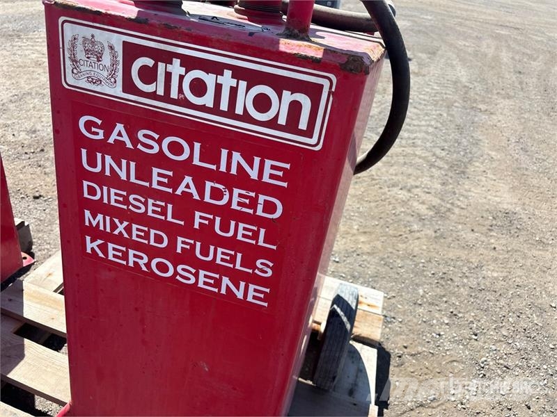  Quantity of (2) Fuel Tank 연료 및 첨가제 탱크