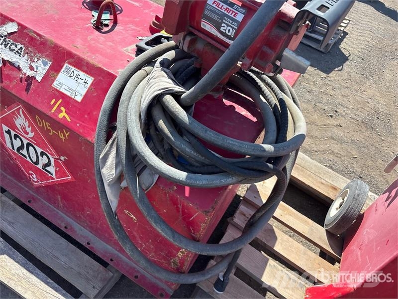  Quantity of (2) Fuel Tank 연료 및 첨가제 탱크