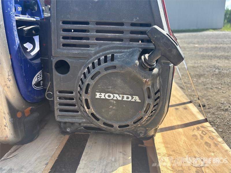 Quantity of (2) Generator Set Diesel generatoren