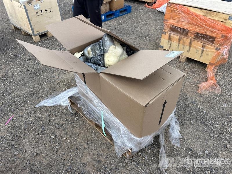 Quantity of (2) Hoppecke Lead Acid Battery VL12-50 Drugi deli
