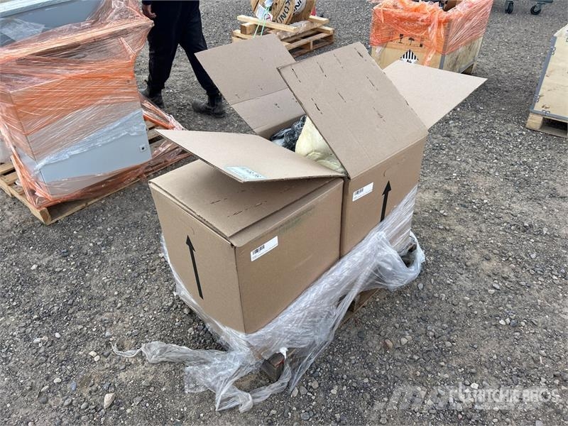 Quantity of (2) Hoppecke Lead Acid Battery VL12-50 Drugi deli