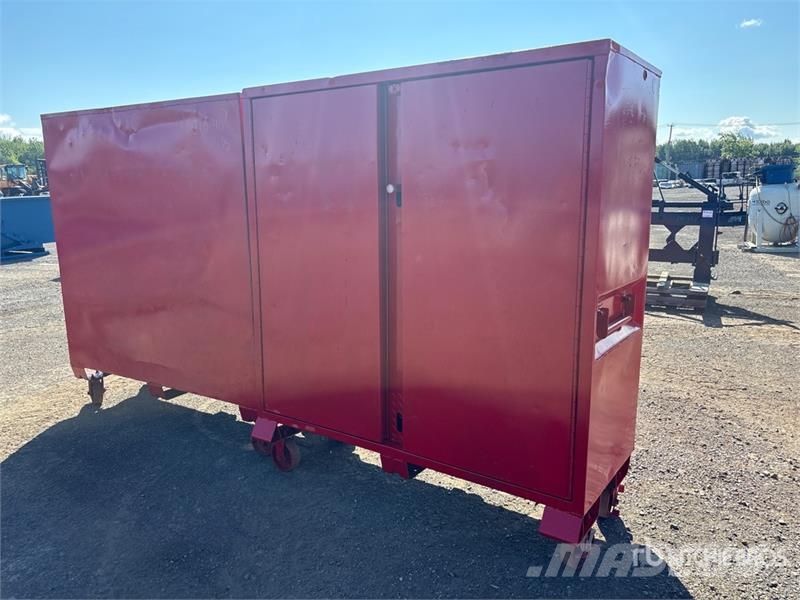  Quantity of (2) Job Site Box Drugi deli