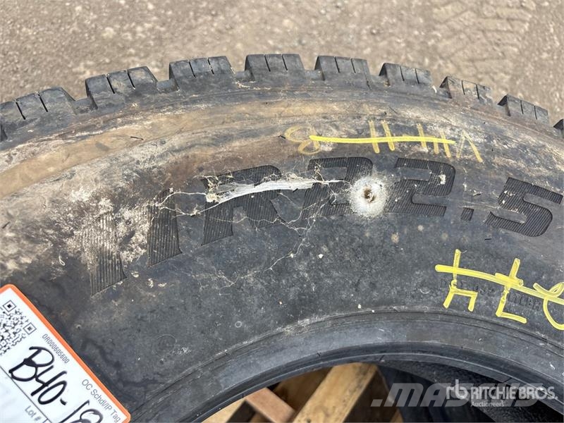  Quantity of (2) Joyroad 11R22.5 Tires Tyres, wheels and rims