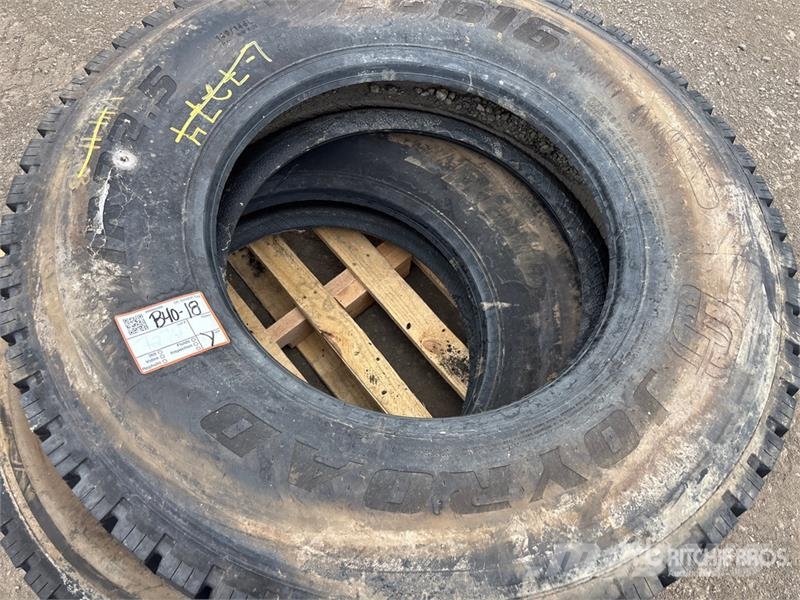  Quantity of (2) Joyroad 11R22.5 Tires Tyres, wheels and rims
