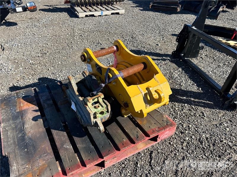 Quantity of (2) LEDI LD150K Excavator Coupler Hitre spojke