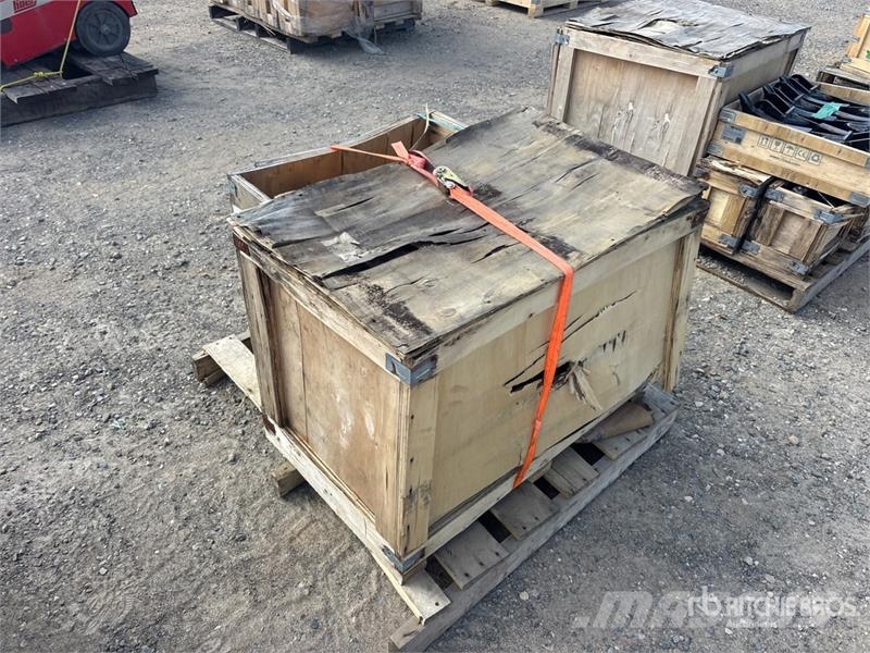 Quantity of (2) Machpro Attachments (Unused) Drugi deli