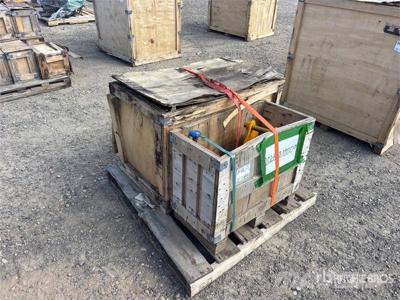 Quantity of (2) Machpro Attachments (Unused) Drugi deli