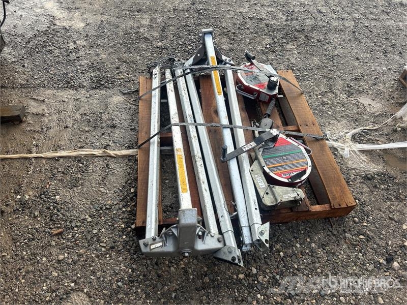  Quantity of (2) MightEvac Retractable Lifeline Drugi deli