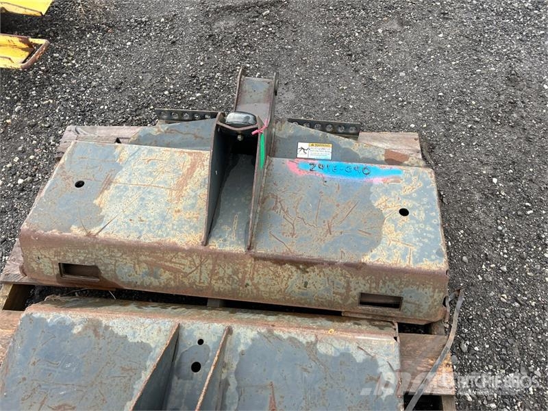 Quantity of (2) Mounting Bracket Būvniecība- Citi