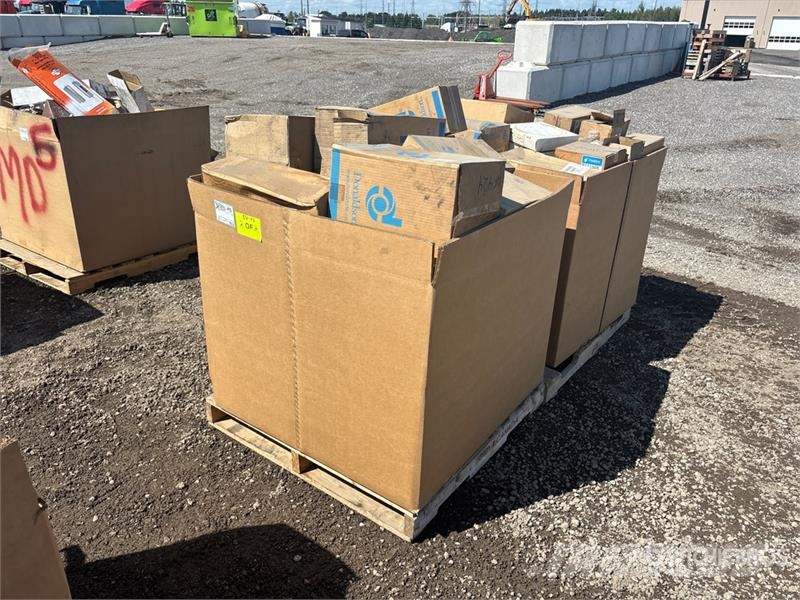  Quantity of (2) Pallets of Donaldson Air Filters Drugi deli