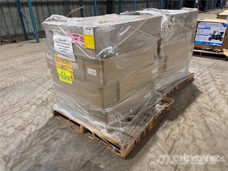  Quantity of (2) Pallets of N95 Mask (Unused) شاحنات قلابة