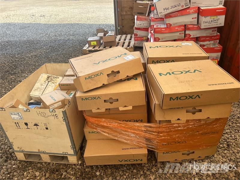 Quantity of (2) Pallets of MOXA Products (Unused) Drugi deli