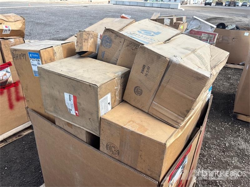 Quantity of (2) Pallets of Donaldson Air Filters Drugi deli