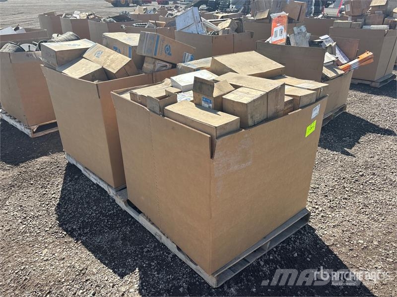  Quantity of (2) Pallets of Donaldson Air Filters Drugi deli