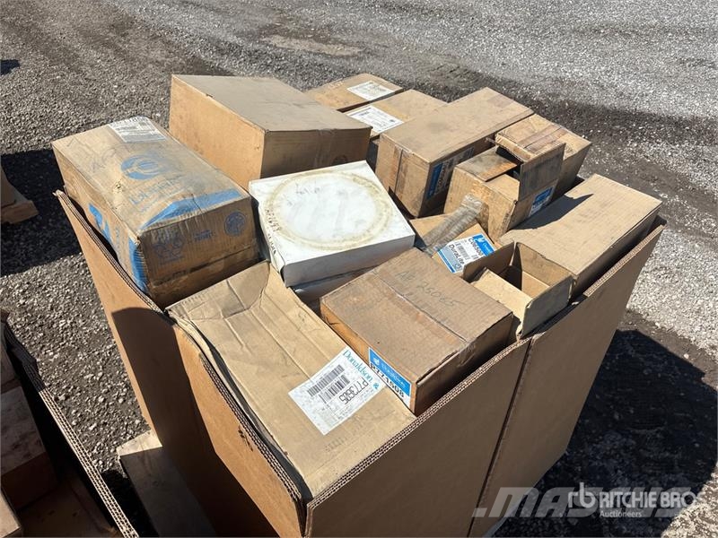  Quantity of (2) Pallets of Donaldson Air Filters Drugi deli