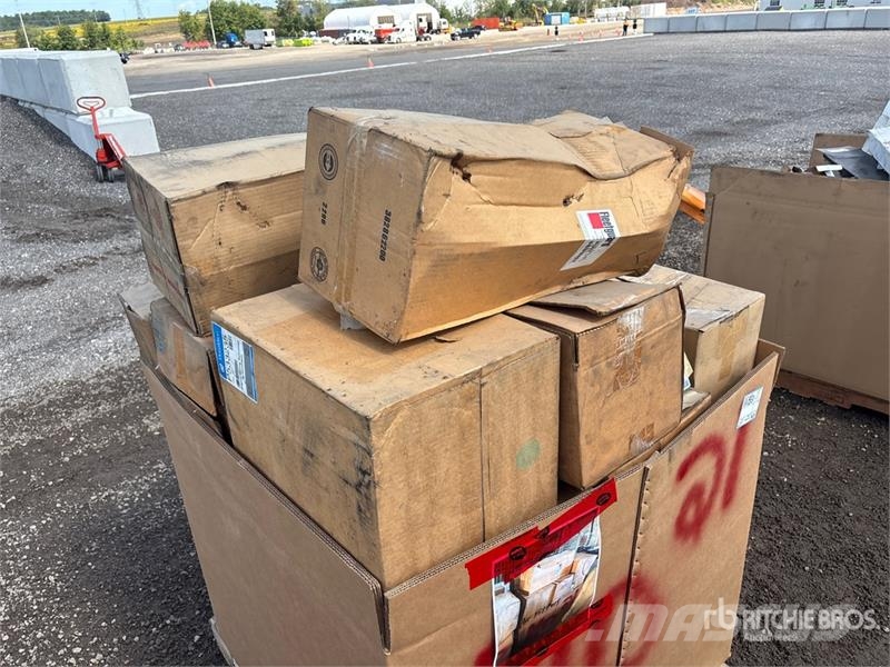 Quantity of (2) Pallets of Donaldson Air Filters Drugi deli