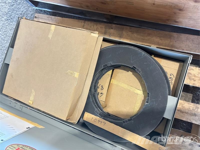 Quantity of (2) Pallets of of Fittings/ Connector Drugi deli