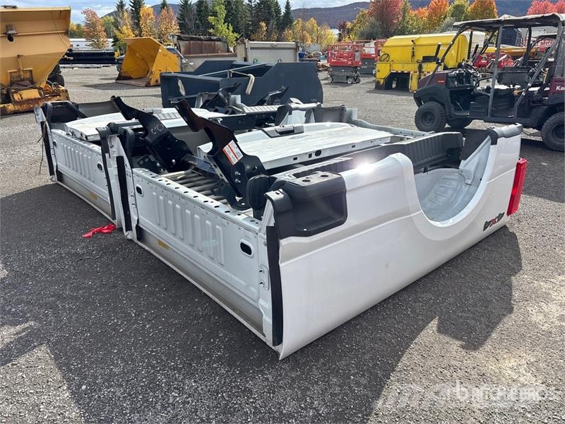  Quantity of (2) Pickup Truck Bed - Fits Ford F-250 معدات النقل - غير ذلك