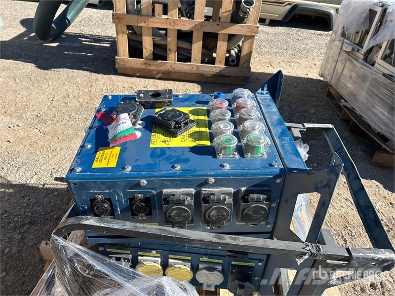 Quantity of (2) Portable Power Distribution Box Outros componentes