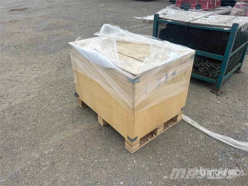  Quantity of (2) Powin Energy Battery Control Modul Ďalšie komponenty