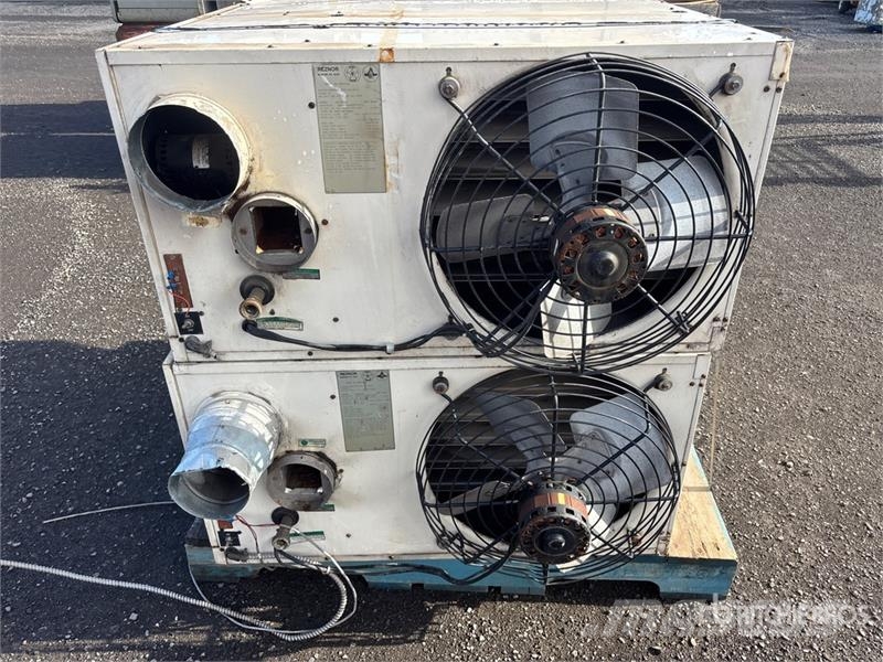 Quantity of (2) Reznor SCV3 Space Heater Fűtő és Hűtő felszerelések