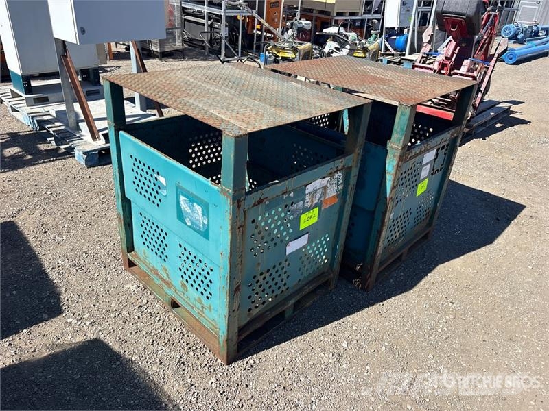 Quantity of (2) Rigid 32 in. x 36 in. x 42 in. Ste ماكينات زراعية - غير ذلك