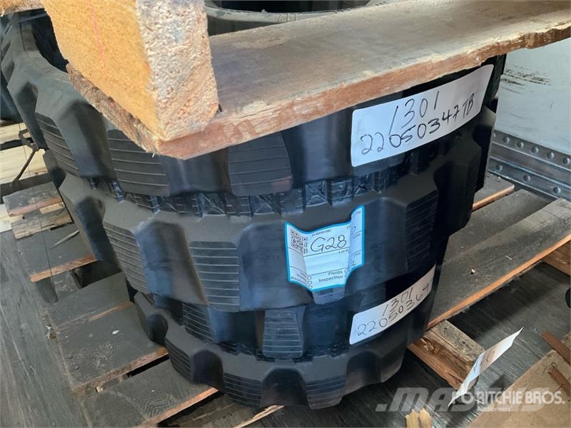  Quantity of (2) Rubber 250 x 48.5 x 80 Tracks (Unu Drugi deli