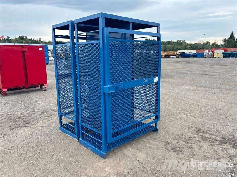 Quantity of (2) Safety Cage Drugi deli