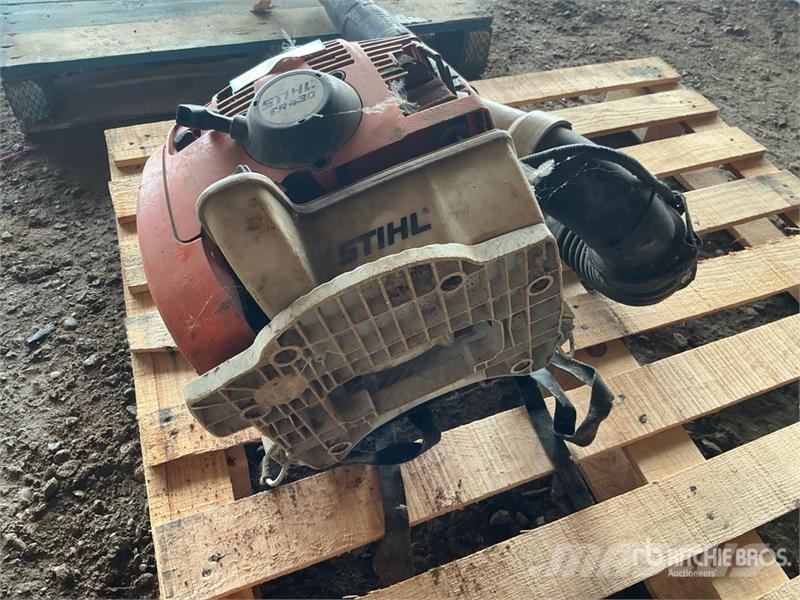  Quantity of (2) Stihl ER-430 Backpack Blower Ďalšie komponenty