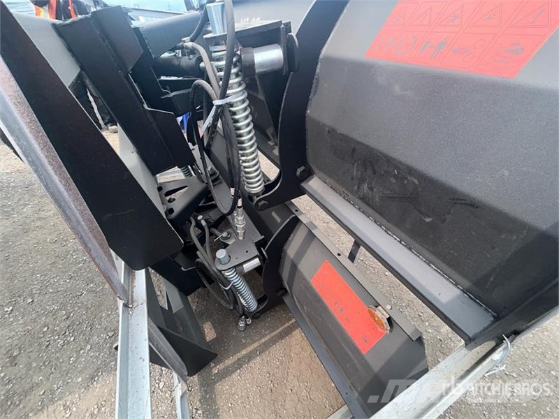 Quantity of (2) Suihe SSD-YS86 86 in Skid Steer D Πτερύγια